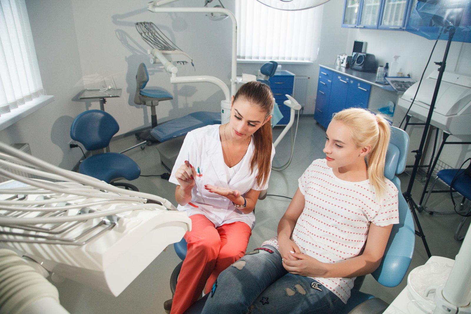 Modern dental clinic treatment room